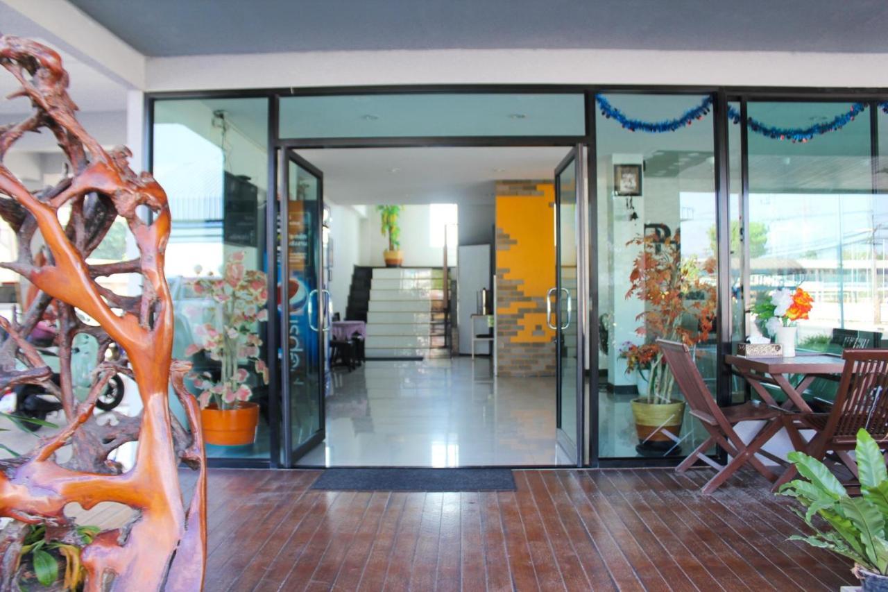 Plus Hotel Loei Ngoại thất bức ảnh